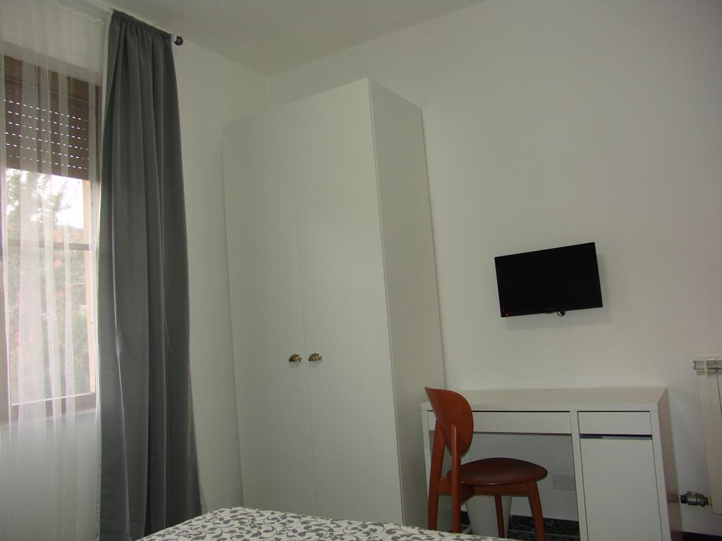 B&B Myosotis Πίζα Δωμάτιο φωτογραφία