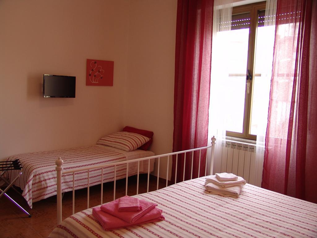B&B Myosotis Πίζα Δωμάτιο φωτογραφία
