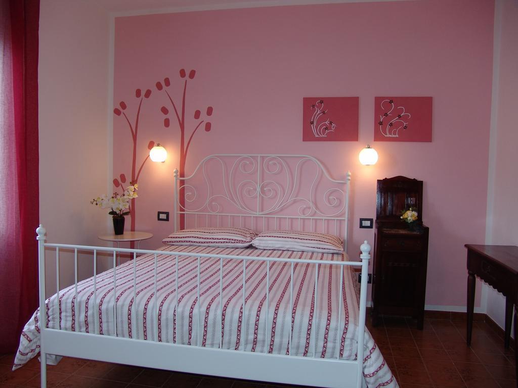 B&B Myosotis Πίζα Δωμάτιο φωτογραφία