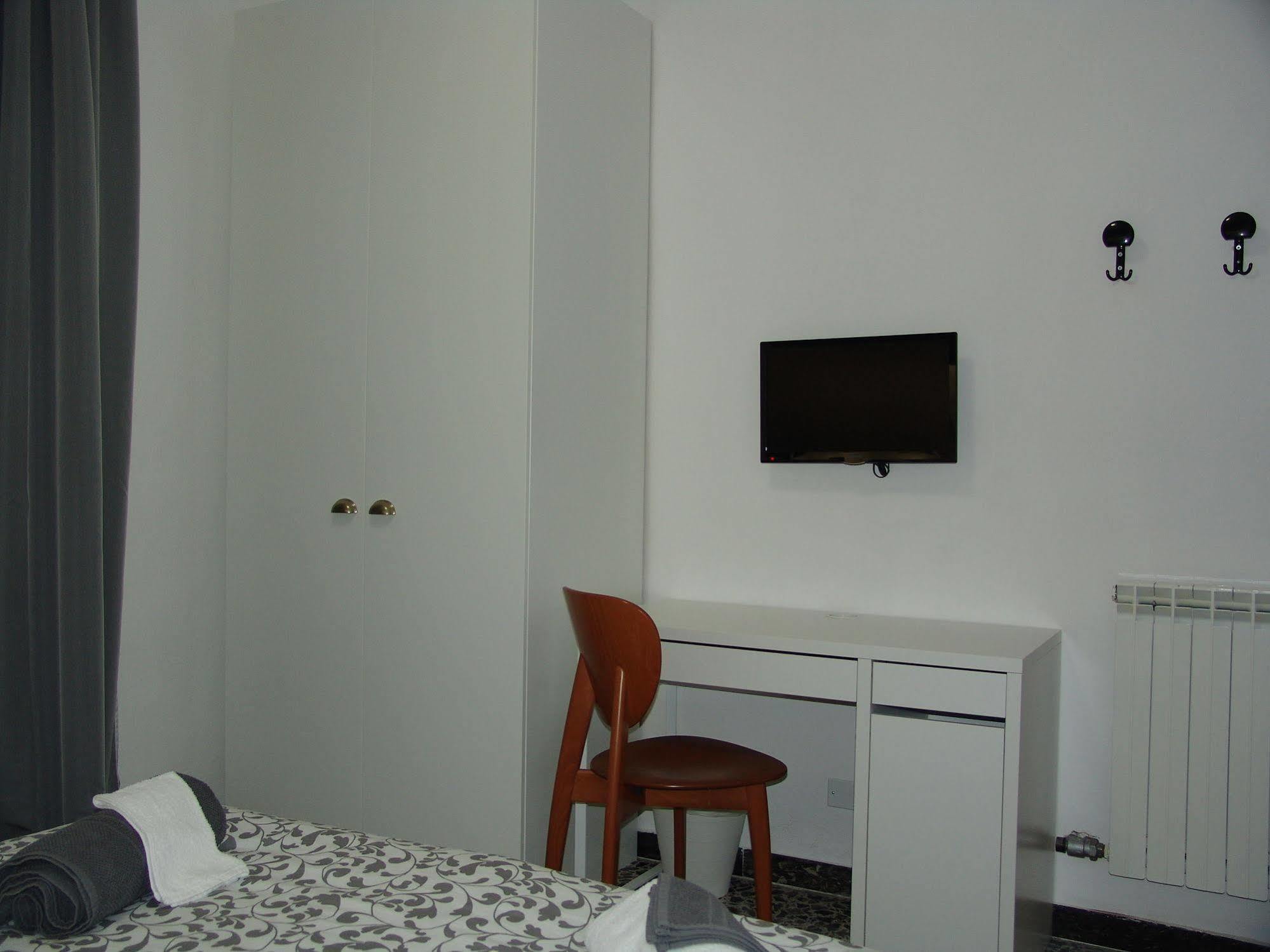 B&B Myosotis Πίζα Εξωτερικό φωτογραφία